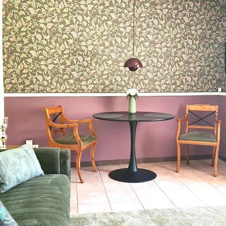 Mosel-Side Apartment Reil Bagian luar foto